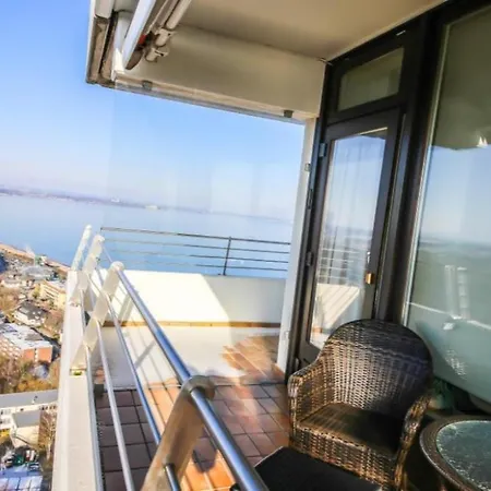 Sky And Sun * טימנדורפר שטרנד